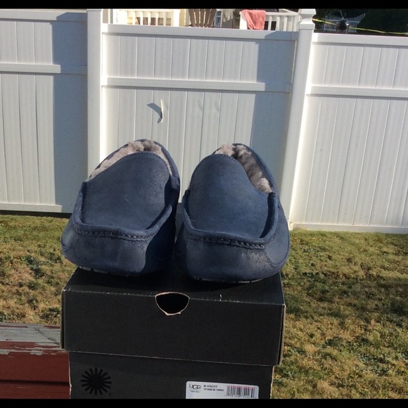 UGG ASCOT SLIPPERS - Picture 3 of 8